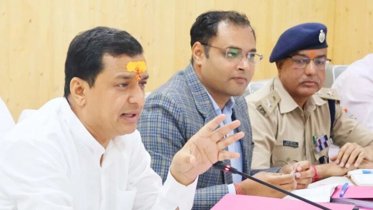 केंद्र सरकार की योजनाओं का लाभ अंतिम व्यक्ति तक पहुंचेः सांसद अनिल बलूनी